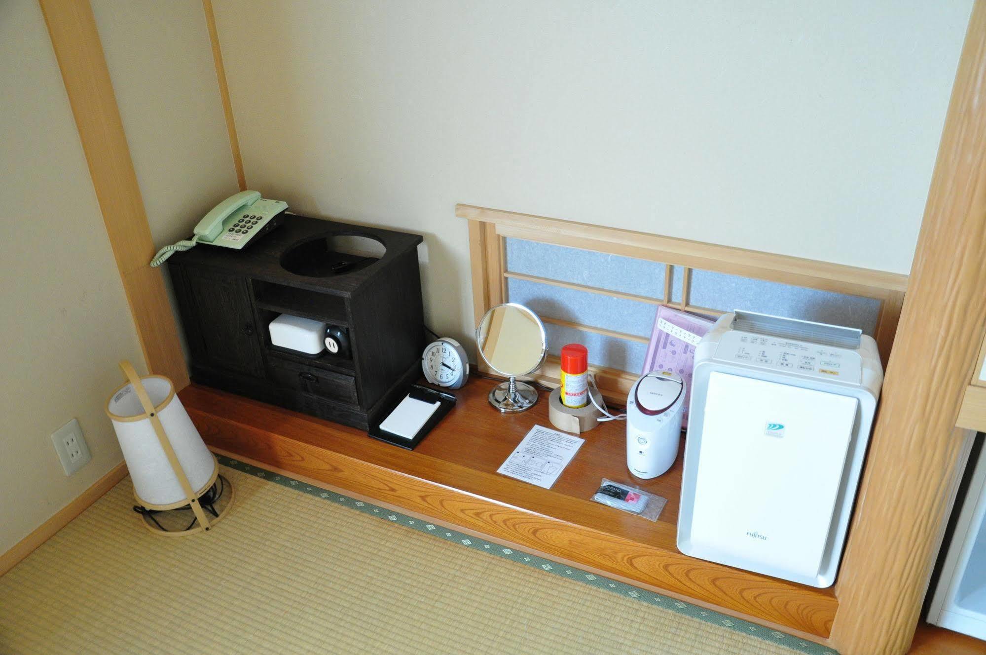 Obokekyo Mannaka Hotell Miyoshi  Exteriör bild