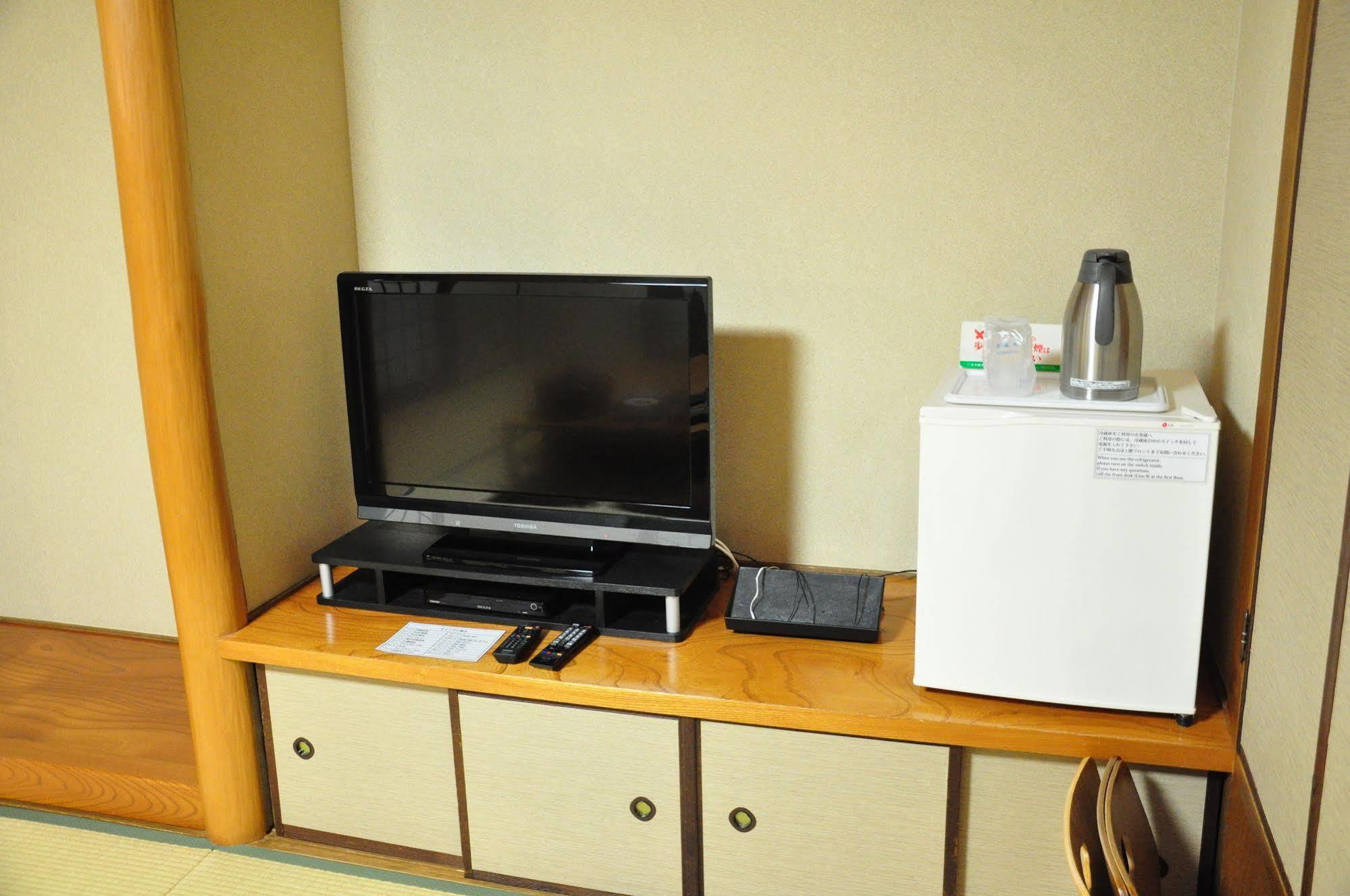 Obokekyo Mannaka Hotell Miyoshi  Exteriör bild